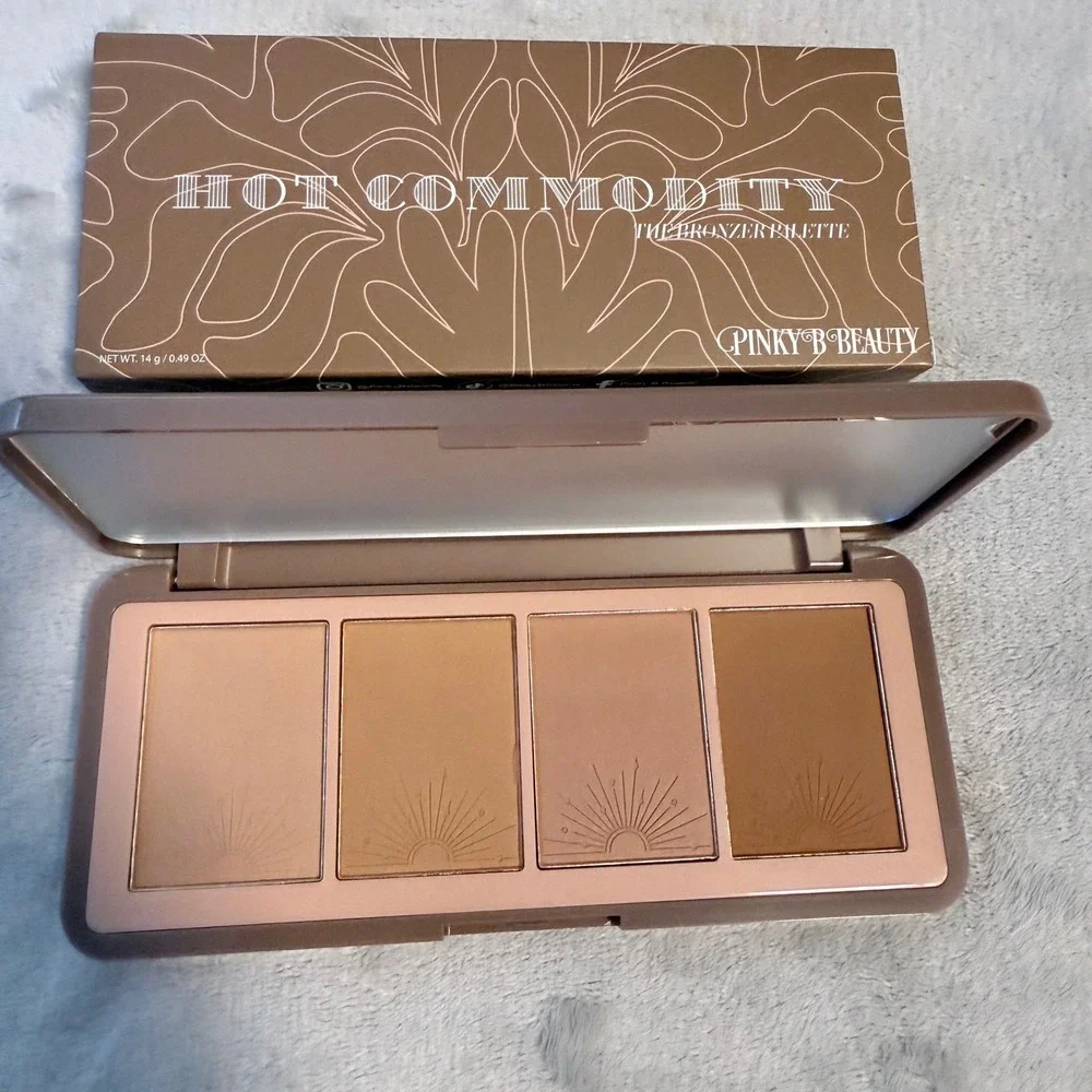 Pinky B Beauty Hot Commodity Bronzer Palette 4 Shade Powder Bronzer New